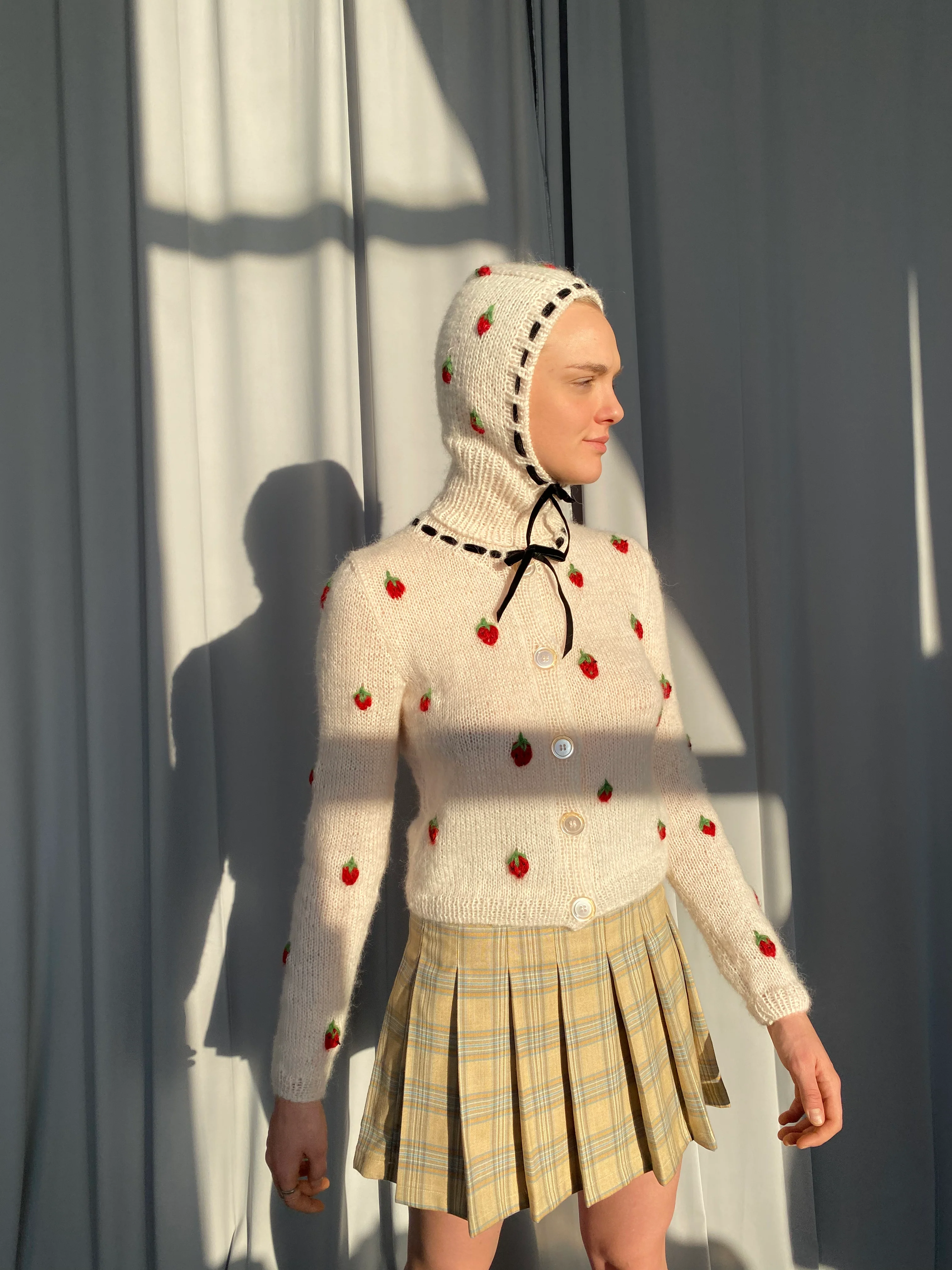 Strawberry Sweater - Image 4